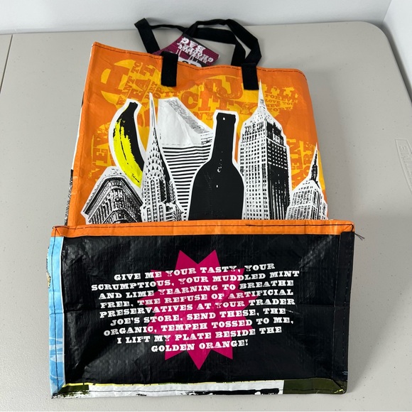 NWT Trader Joe's Brooklyn Bridge Reusable Grocery Bag 6 Gallon - Picture 5 of 6